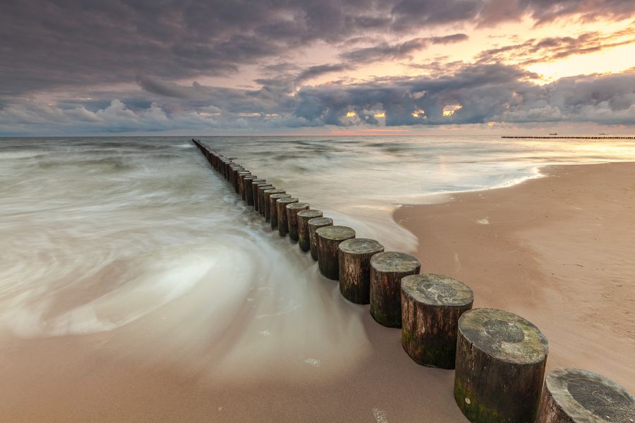  View of Polish Baltic Sea at Noechorze - © Masar1920 | Dreamstime.com