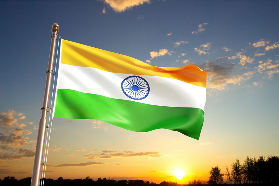  Flag of India waving in the wind against the sunset © Evcrow | Dreamstime.com